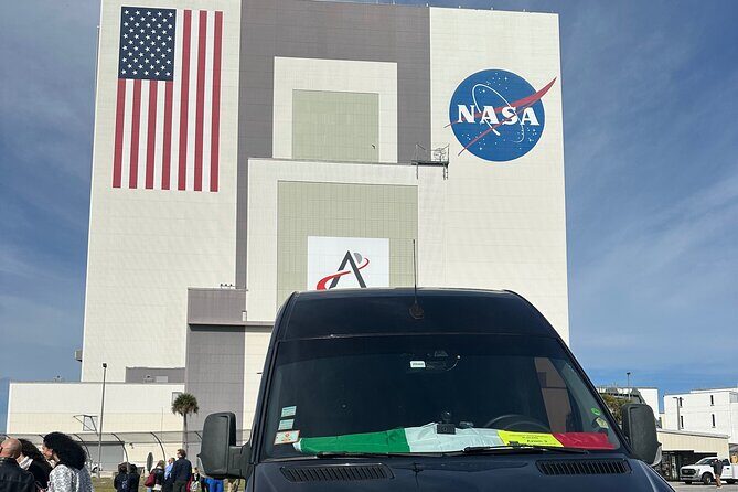 11 Passengers Van Orlando Airport to Port Canaveral One Way - What It Feels Like on the Ground: Loading, Riding, and Arriving