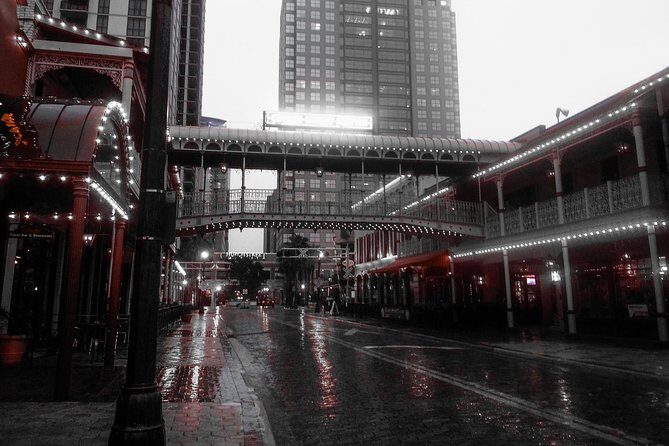 2 HR Interactive Walking Ghost Tour in Downtown Orlando - Downtown Orlando after dark: why this tour is different