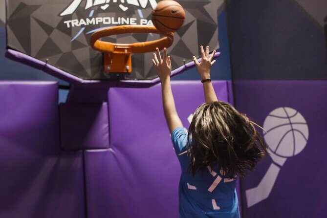 90 Minute Open Jump at a Trampoline Park in Kissimmee - Timing at a family hub: hours, crowds, and planning your visit