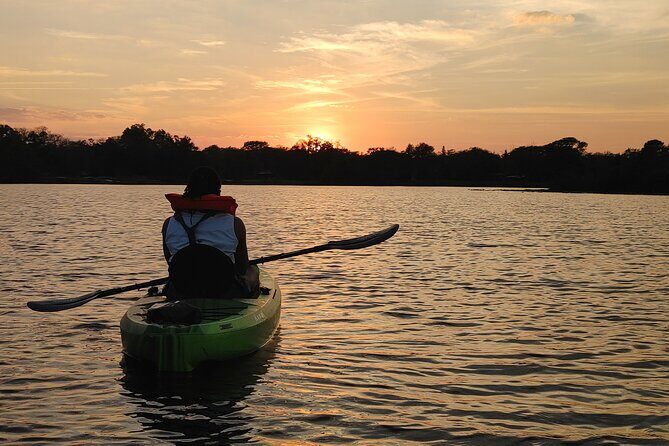 90-Minute Sunset paddle at Secret Lake Guided Kayak Tour in Casselberry - Key Highlights You’ll Care About