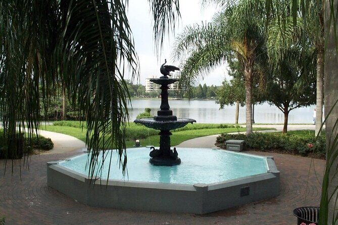 Awesome Scavenger Hunt: Lake Eola's Art Scene & Scenery - Photo challenges and player roles: Braniac, Photographer, Mapper