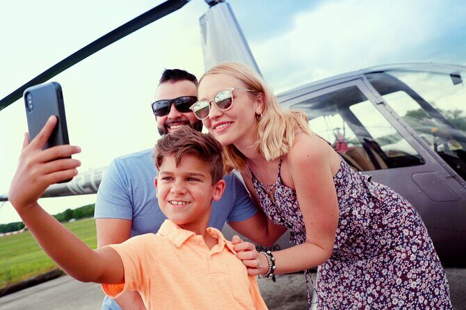 Day Flight 48 Miles Helicopter Tour over Theme Parks & Downtown - Pre-flight checks: IDs, weight limits, and weather rules that affect your plans