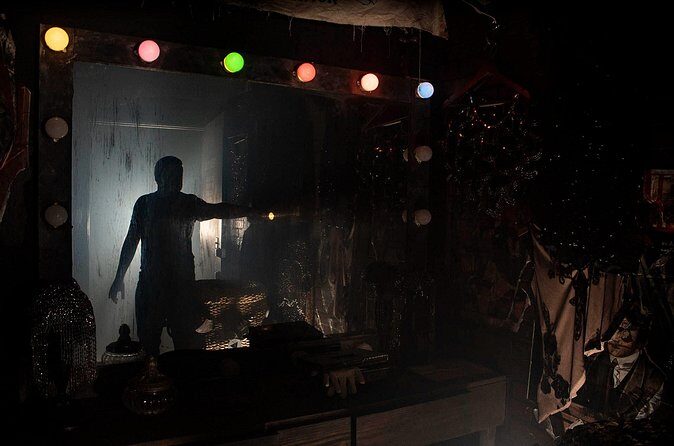 Fright Before Your Eyes 90-Minute Escape Room - The 90-Minute Ghost Hunt Game Plan