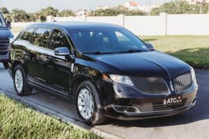 Orlando Airport MCO to Universal Orlando Resort Private transfer - The Ride Experience: Luxury Sedan Comfort and Useful Extras