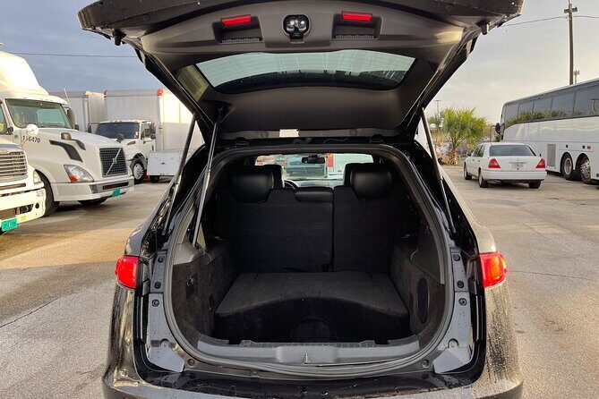 Orlando Airport MCO to Universal Orlando Resort Private transfer - Price and Value: Is $110 Per Group Worth It?