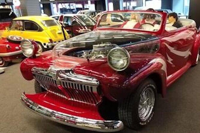 Orlando Auto Museum at Dezerland Park Orlando - Families vs. car nerds: who this fits best