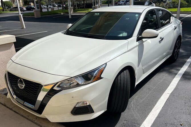 Orlando Chauffeur Transfer: MCO Airport/Hotels to Port Canaveral - Communication that reduces friction: English, Spanish, Portuguese
