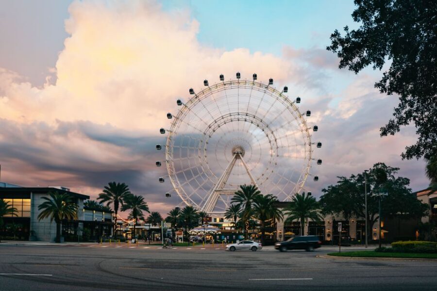 Orlando: I-Ride Trolley Hop-on Hop-off Pass - How the I-Ride pass makes International Drive feel walkable