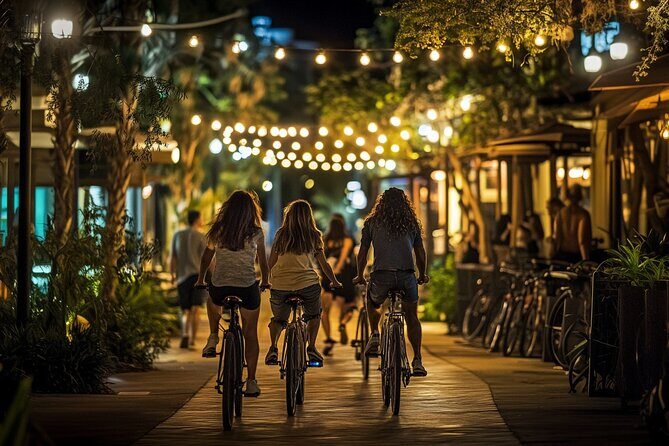 Orlando Night Bike Tour: A Fun Ride Thru the City’s Nightlife - Lake Ivanhoe and Gaston Edwards Park: the night warm-up by water