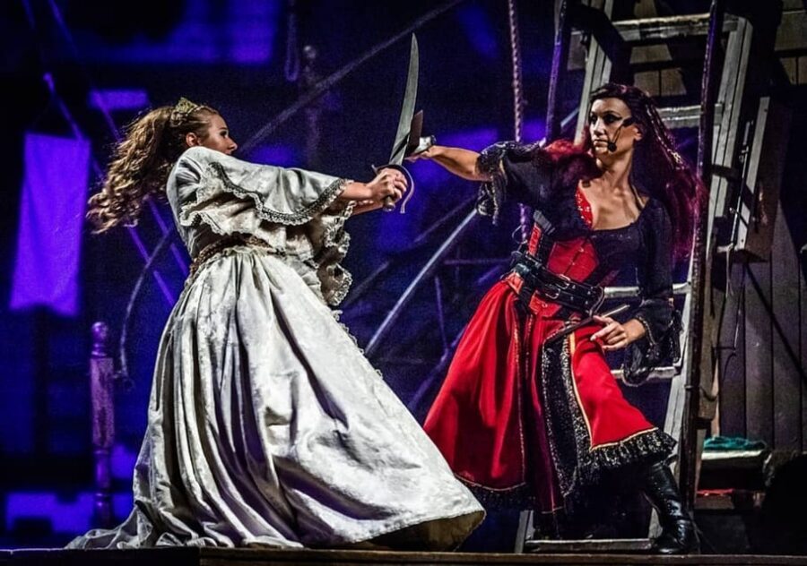 Orlando: Pirates Adventure Dinner Show with Drinks - Should You Book?