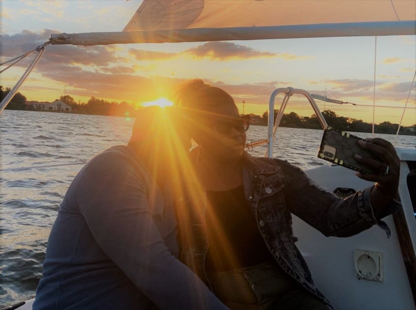 Orlando: Private Sunset Sailing Trip on Lake Fairview - A private sunset sail that actually feels private