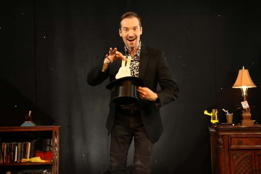 Orlando: The Outta Control Magic Comedy Dinner Show - The Dinner Part: Unlimited Pizza Setup Without the Awkward Wait