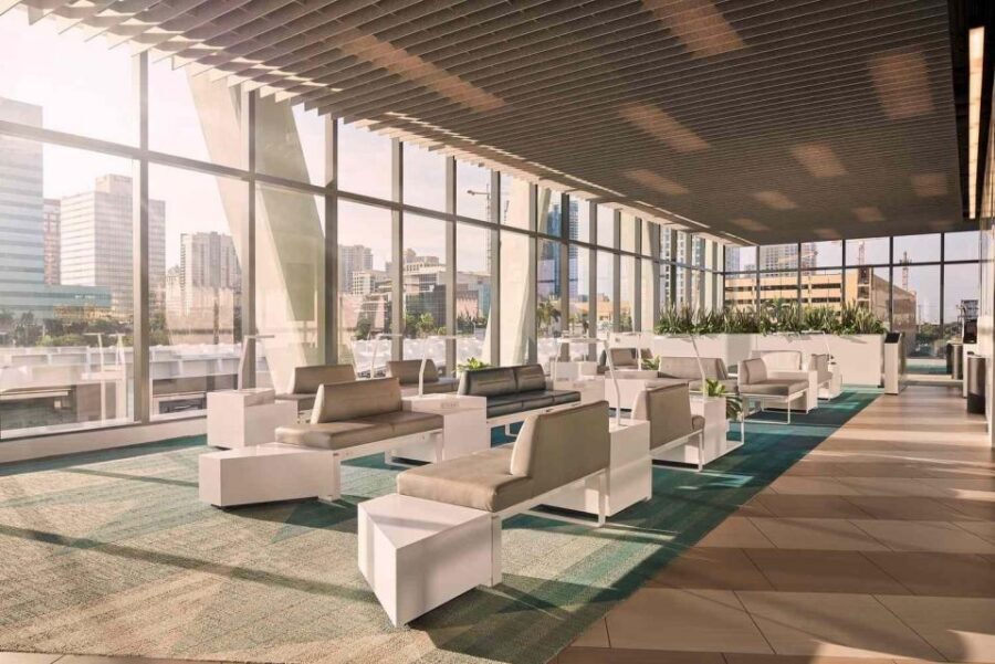 Orlando: Train Transfer to Miami - Eco-friendly angle: diesel-electric locomotives