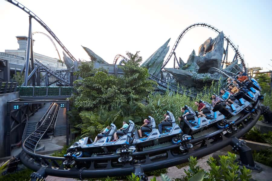 Orlando:Universal Studios 2-Park 1-Day VIP Experience Ticket - Breakfast and lunch: real value, not just snacks