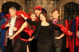 Sleuth's Mystery Dinner Show, Orlando - What the 2.5-hour whodunit experience feels like