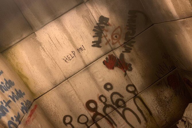 The Asylum Escape Room - How the whole 1.5-hour outing plays out across International Drive